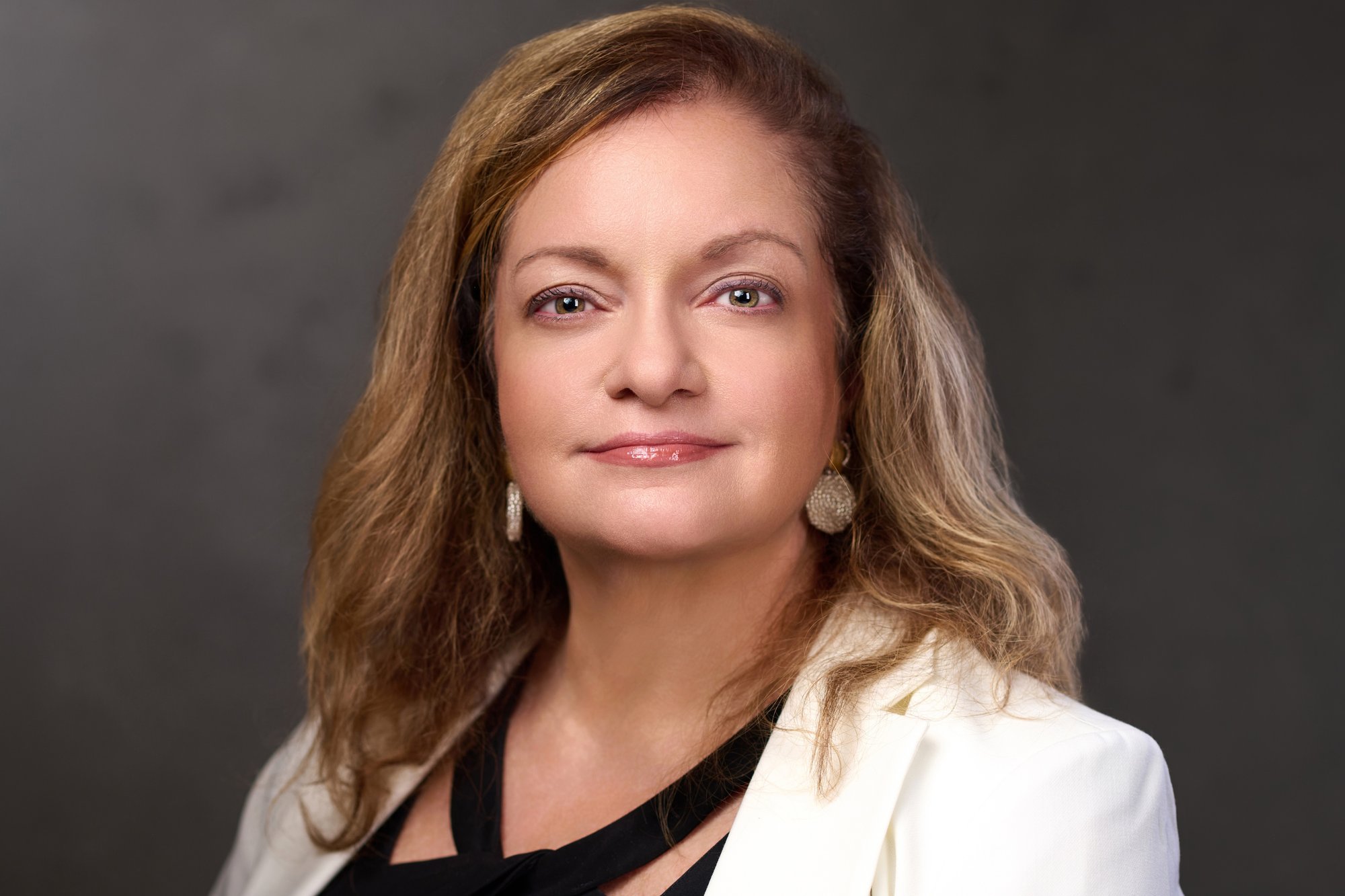 Lisa Gomez-Headshot